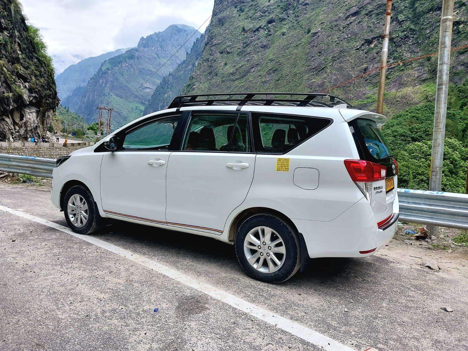 Delhi to Saharanpur Taxi